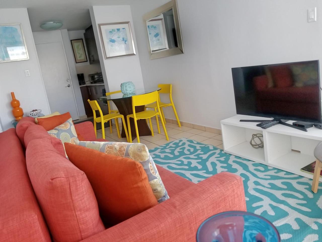 Beachfront Coral Beach Condo San Juan Esterno foto
